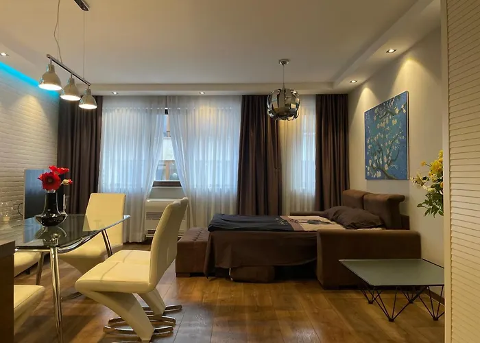 Luxury In Center 1 Varna