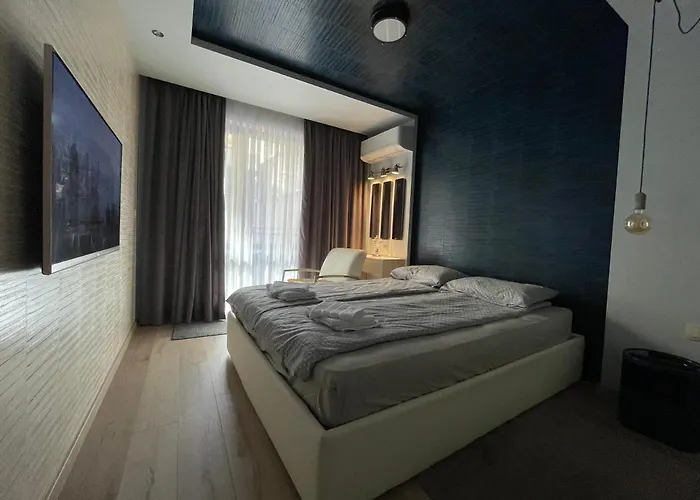 Apartment Luxury In Center 1 *